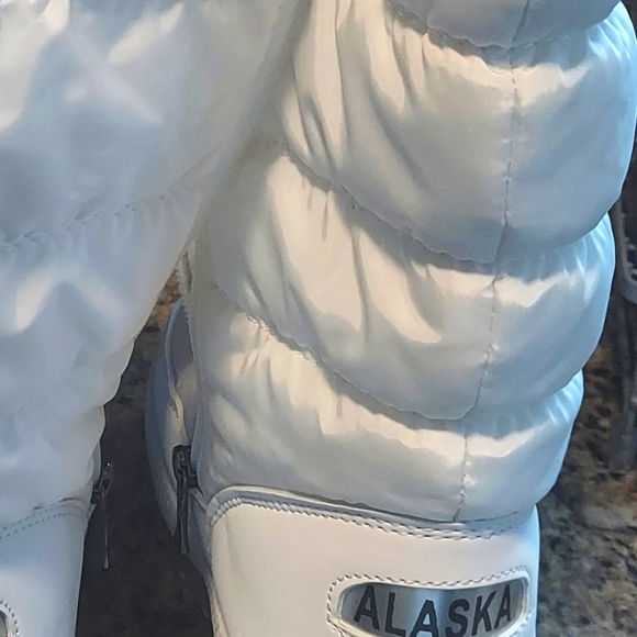 NOWT White Alaska snow boots. 41 - Picture 3 of 14
